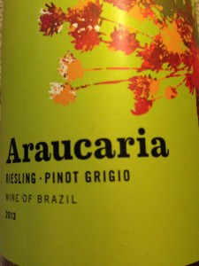 Araucaria Riesling Pinot Grigio 2013