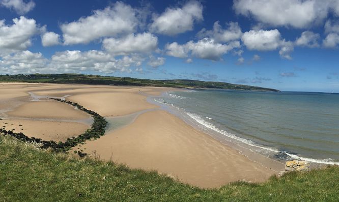 solitude: Monthly Wine Writing Challenge