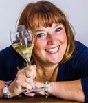 One Foot in the Grapes Jane Clare